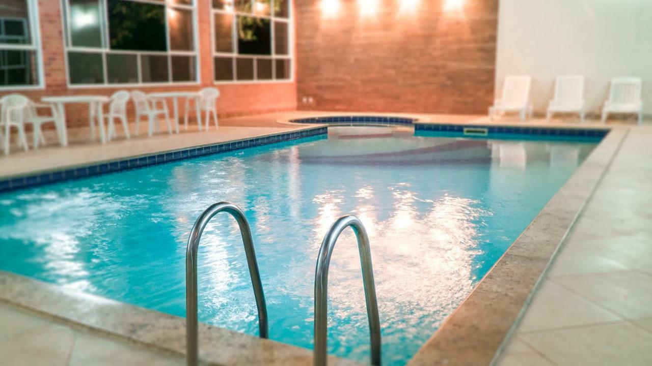 Hotel Pousada Lusitania Pedra Azul  Esterno foto